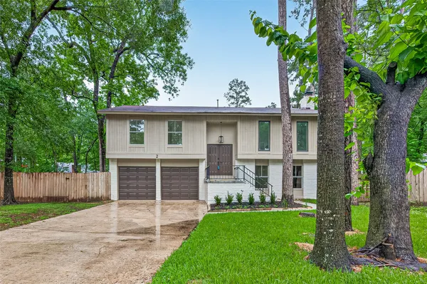 $424,900 | 2 Kittiwake Court, Spring, TX 77380