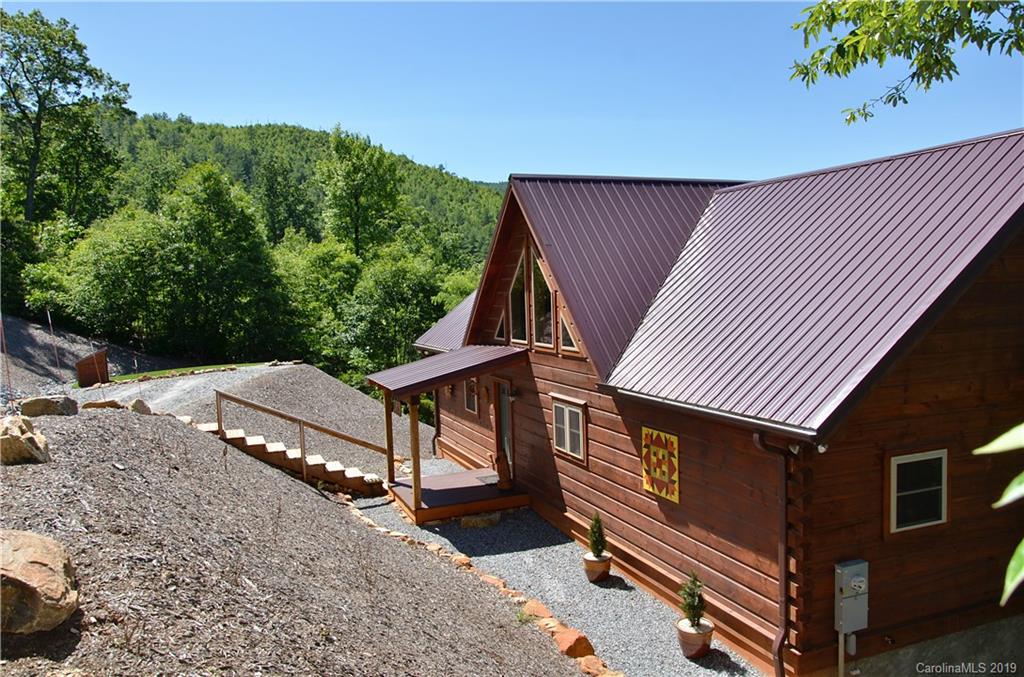 916 Fox Ridge Trail, Unit 55 Marion, NC 28752 - Photo 3 of 29 Gallery Image 3