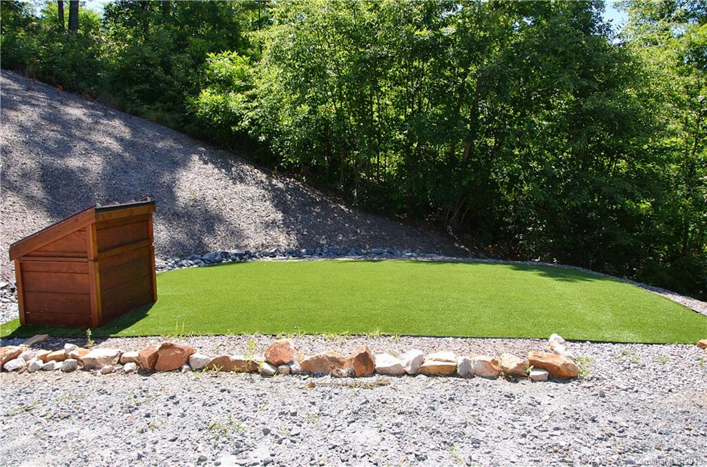 916 Fox Ridge Trail, Unit 55 Marion, NC 28752 - Photo 25 of 29 Gallery Image 25
