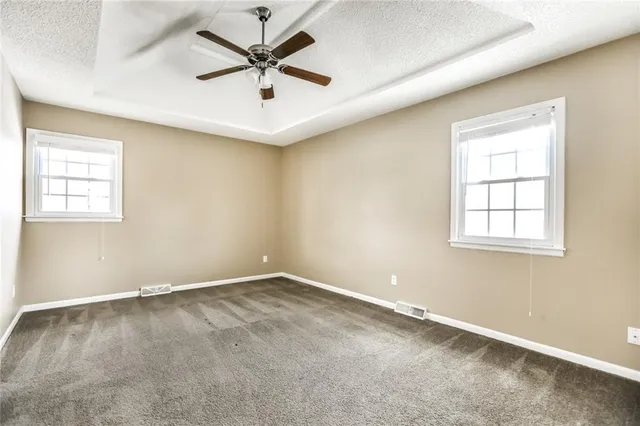 $2,495 | 14916 West 65th Street, Shawnee, KS 66216