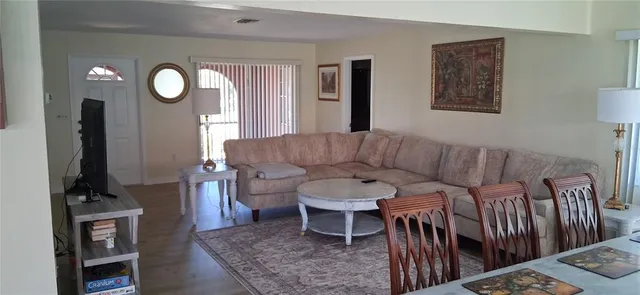 $3,500 | 441 Rubens Drive, Nokomis, FL 34275