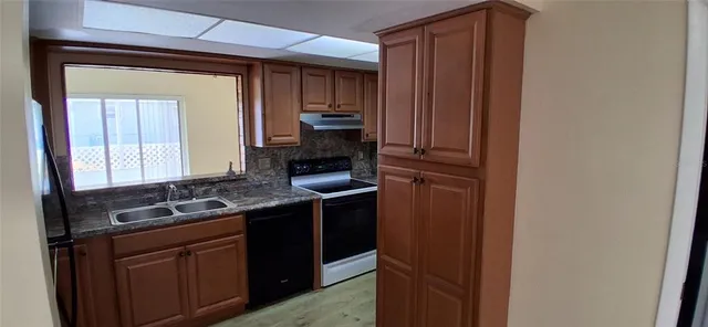 $3,500 | 441 Rubens Drive, Nokomis, FL 34275