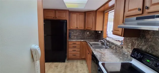 $3,500 | 441 Rubens Drive, Nokomis, FL 34275