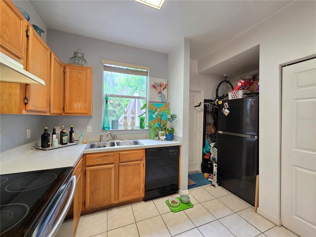 4415 Southwest 34th Street, Unit 410 Gainesville, FL 32608 - Photo 11 of 23