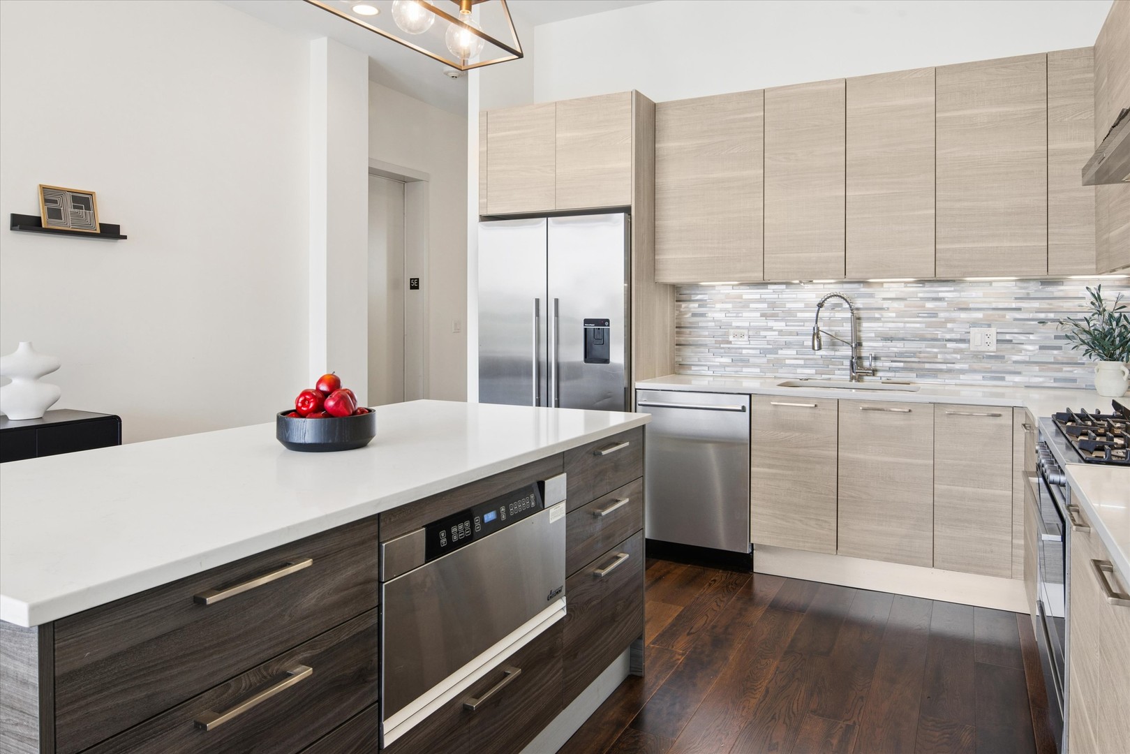 1124 West Adams Street, Unit 5E Chicago, IL 60607 - Photo 13 of 29 Gallery Image 13