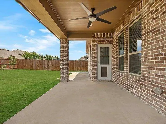 $3,900 | 2151 Slow Stream Drive, Royse City, TX 75189