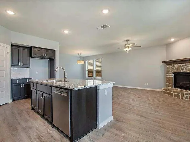 $3,900 | 2151 Slow Stream Drive, Royse City, TX 75189