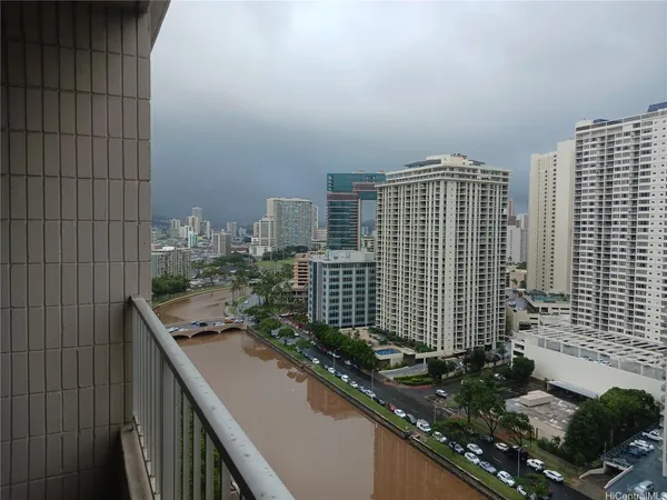 $2,200 | 1848 Kahakai Drive, Unit 2303, Honolulu, HI 96814