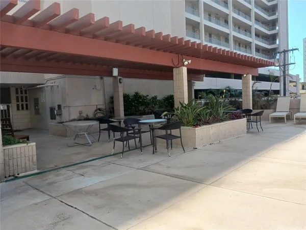 $2,200 | 1848 Kahakai Drive, Unit 2303, Honolulu, HI 96814