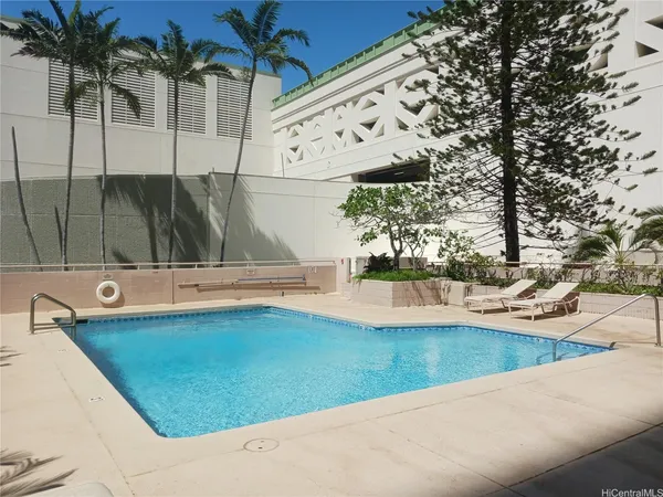 $2,200 | 1848 Kahakai Drive, Unit 2303, Honolulu, HI 96814