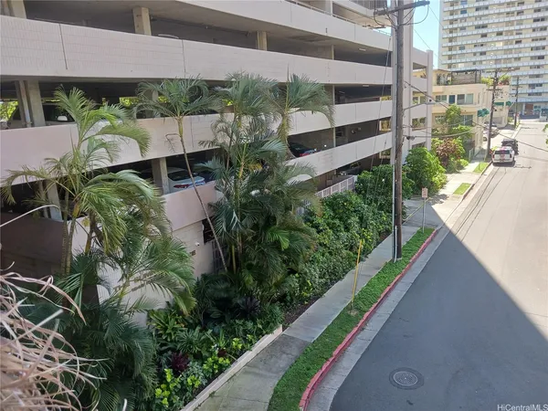 $2,200 | 1848 Kahakai Drive, Unit 2303, Honolulu, HI 96814