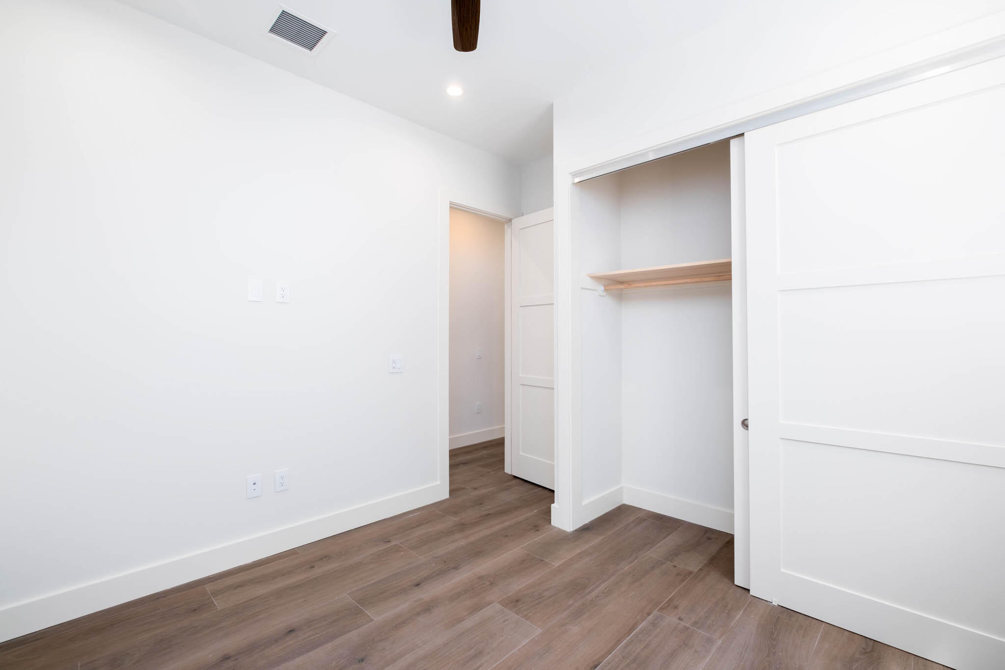 36 Park Road Islamorada, FL 33036 - Photo 22 of 40 3rd Bedroom
