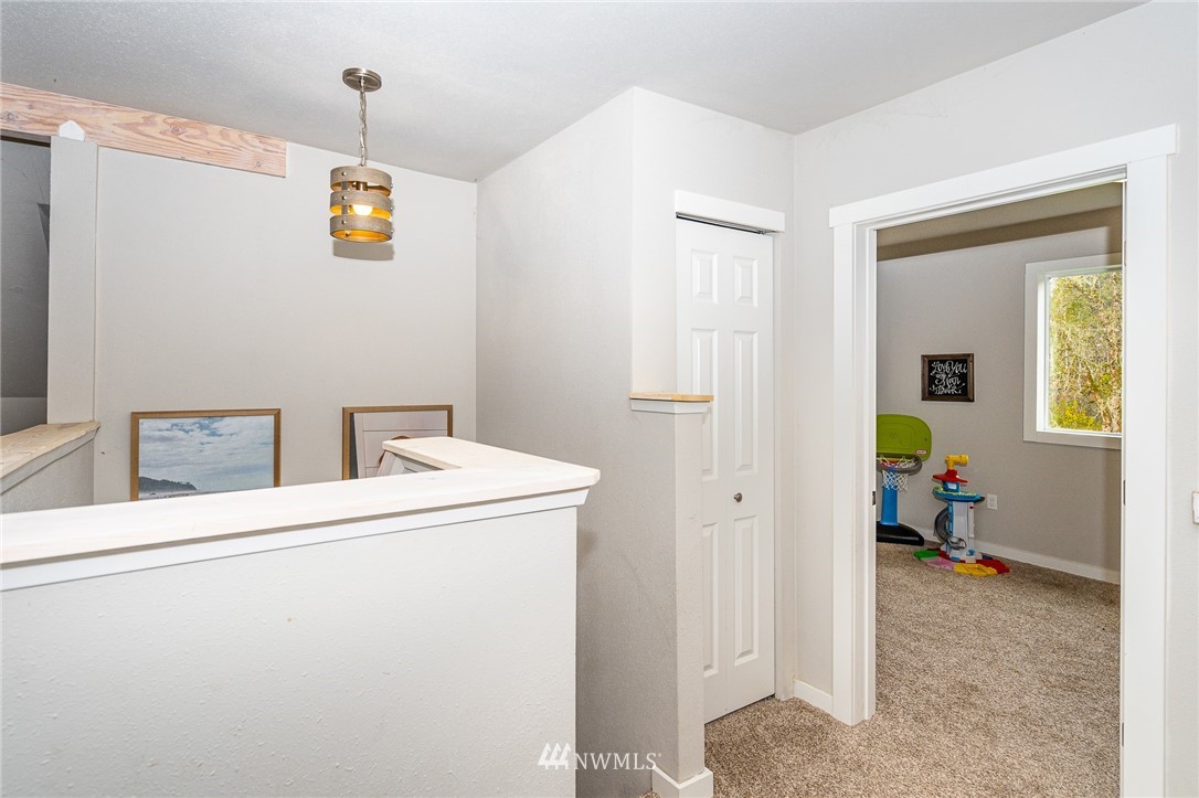 443 Tucker Road Toledo, WA 98591 - Photo 27 of 39 a view of storage room with washer and dryer