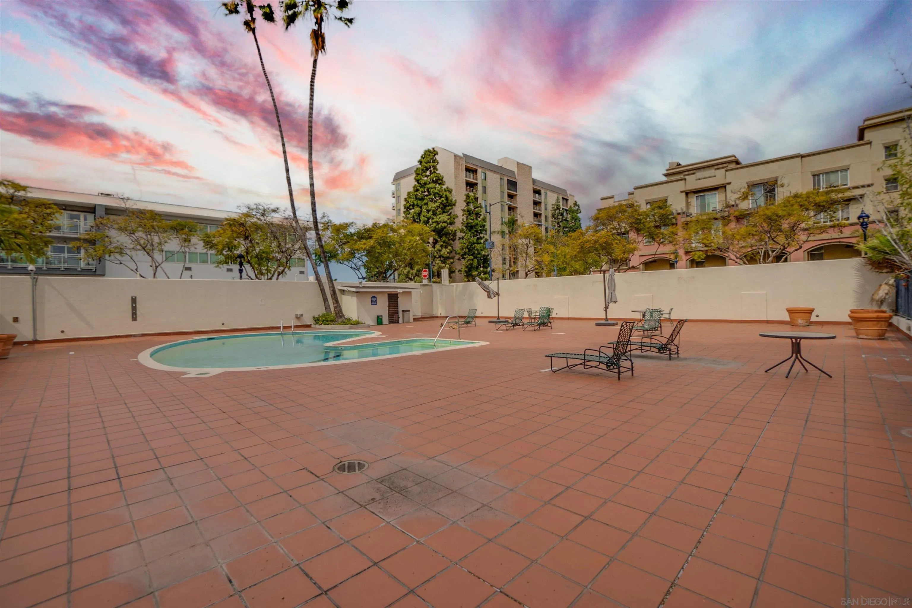 702 Ash Street, Unit 102 San Diego, CA 92101 - Photo 27 of 31 a view of a terrace