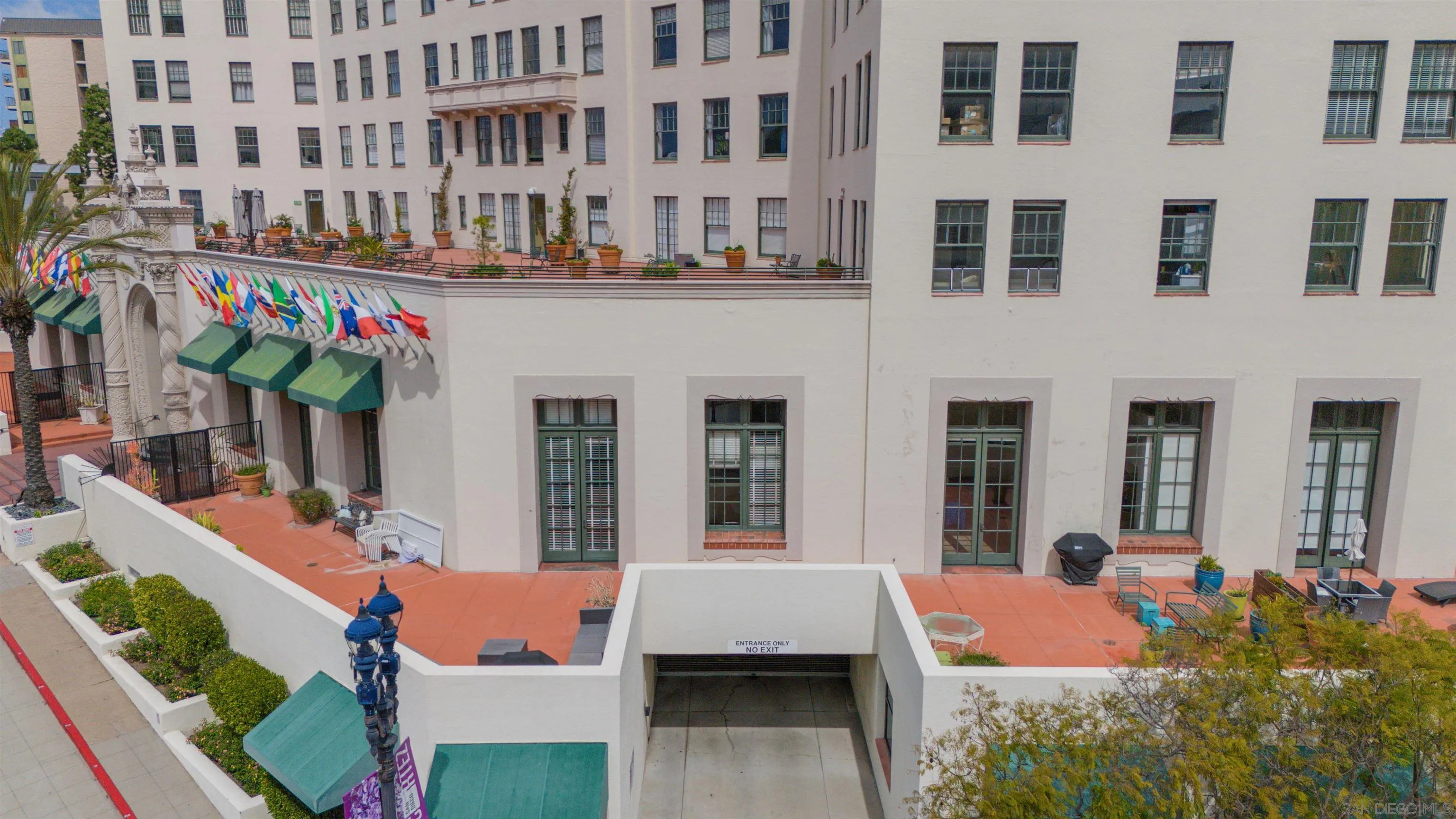 702 Ash Street, Unit 102 San Diego, CA 92101 - Photo 3 of 31 a outdoor space view of a building