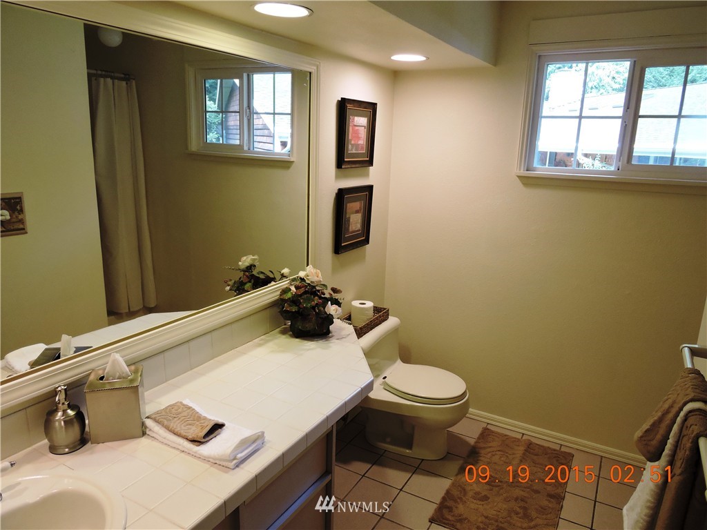 6725 Phillips Road Southwest Lakewood, WA 98498 - Photo 12 of 24 Gallery Image 12