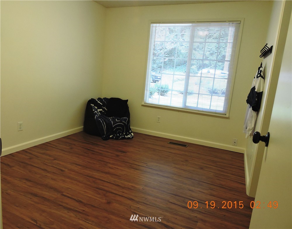 6725 Phillips Road Southwest Lakewood, WA 98498 - Photo 8 of 24 Gallery Image 8