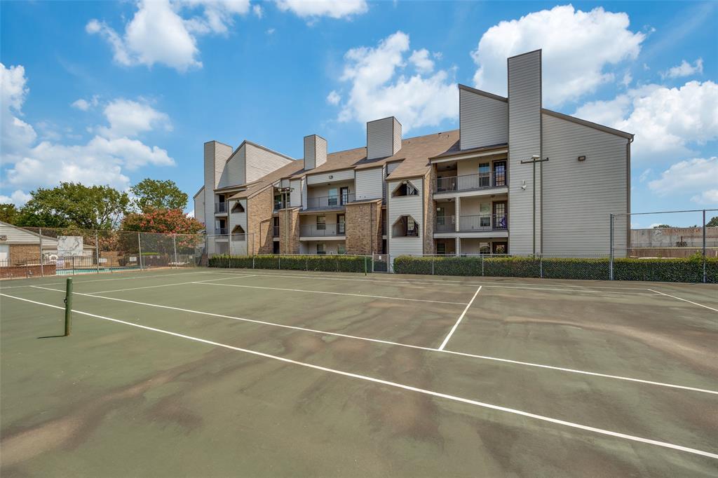 6108 Abrams Road, Unit 205 Dallas, TX 75231 - Photo 11 of 12 View of tennis court