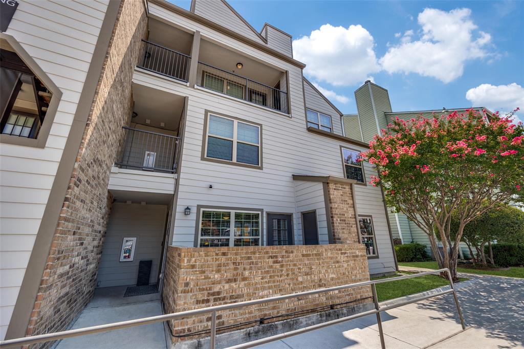 6108 Abrams Road, Unit 205 Dallas, TX 75231 - Photo 2 of 12 View of property