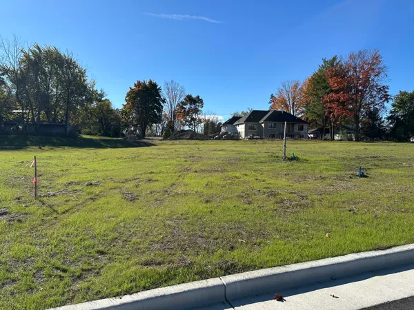 $169,900 | Lt8 South Ridgewood Drive, Franklin, WI 53132