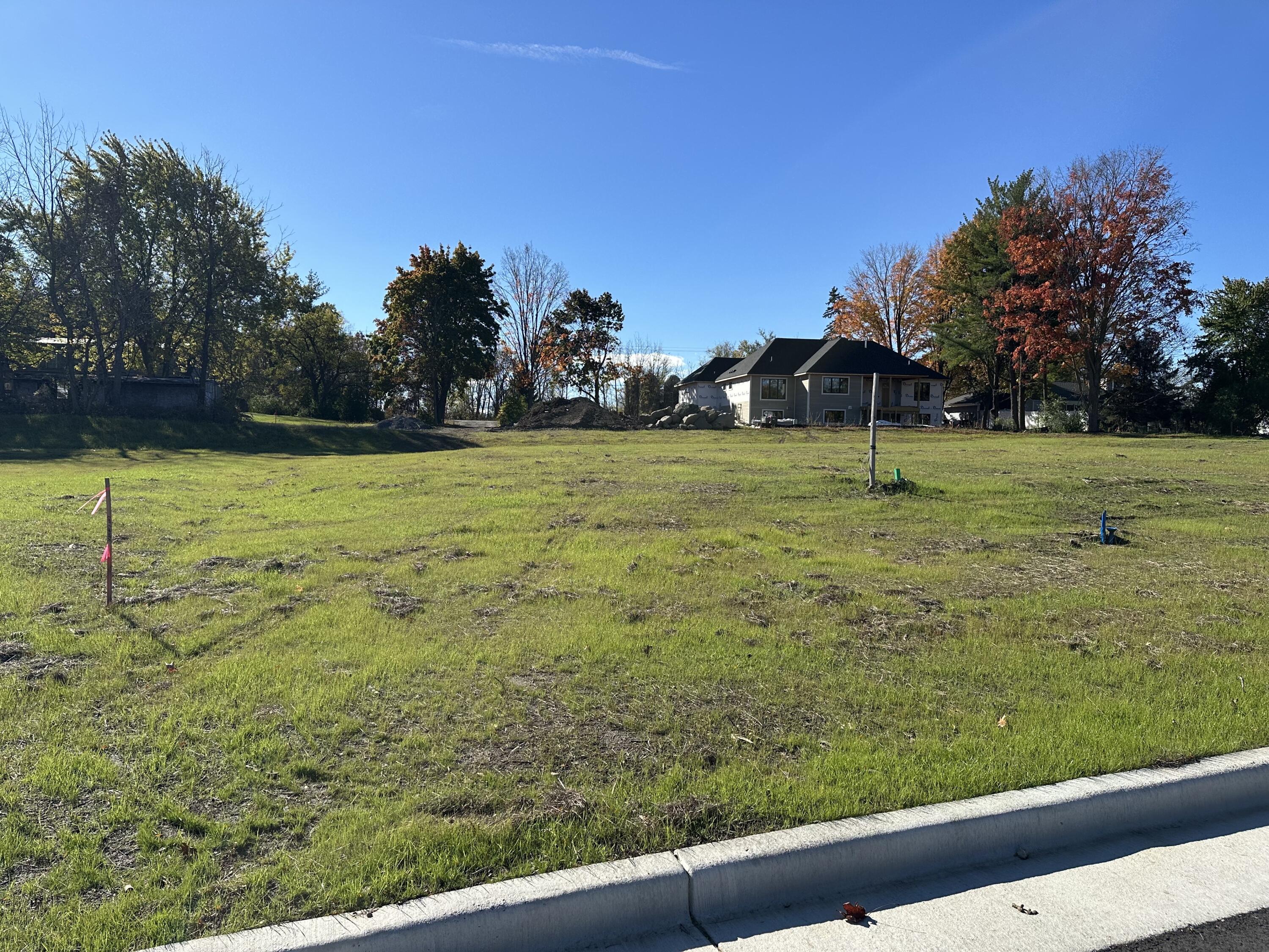 Lt8 South Ridgewood Drive Franklin, WI 53132 - Photo 3 of 6 Front View 2