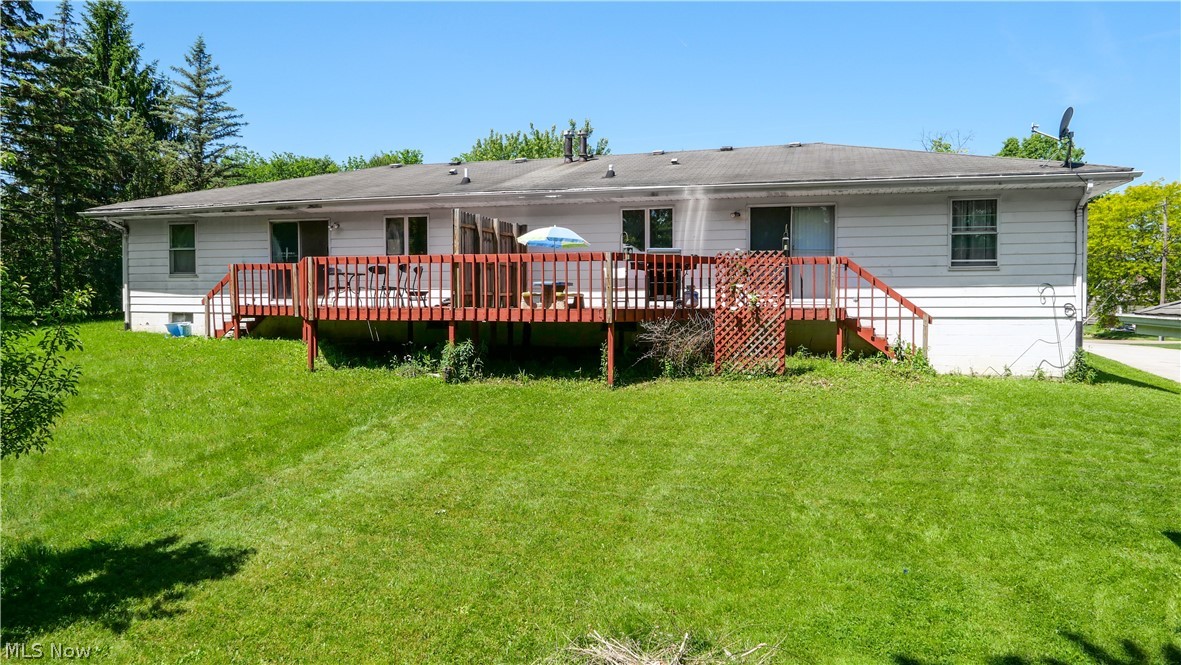 9034 Wiencek Road Streetsboro, OH 44241 - Photo 17 of 21 Spacious back deck