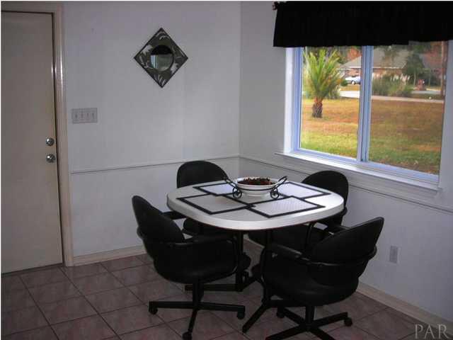 5337 Rowe Trail Pace, FL 32571 - Photo 11 of 14 Breakfast Nook