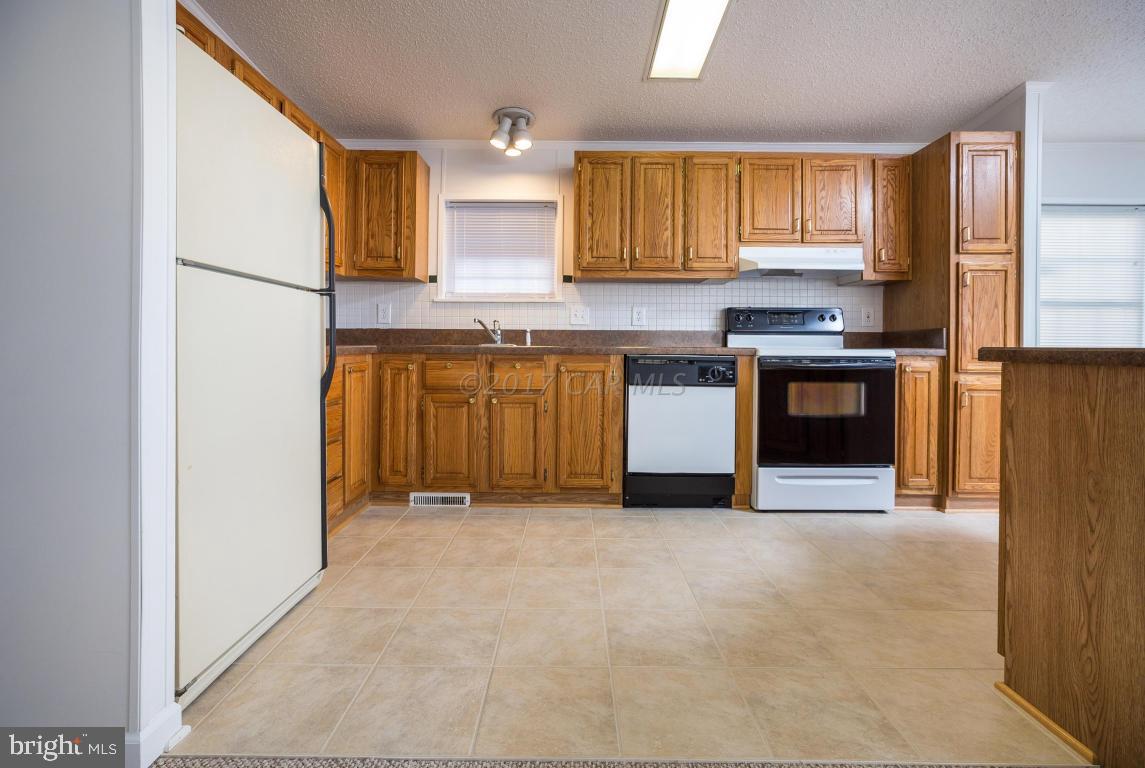 111 Pine Tree Road Ocean City, MD 21842 - Photo 11 of 29 Gallery Image 11