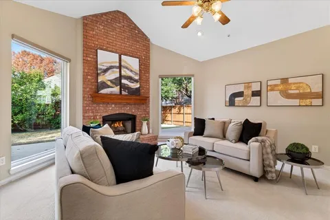 $599,500 | 3765 Waterside Court, Addison, TX 75001