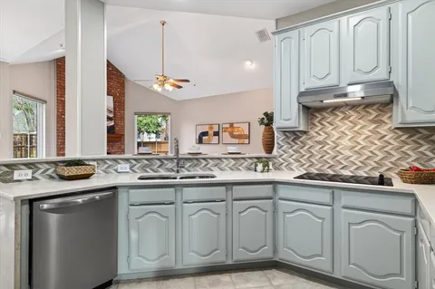 $599,500 | 3765 Waterside Court, Addison, TX 75001