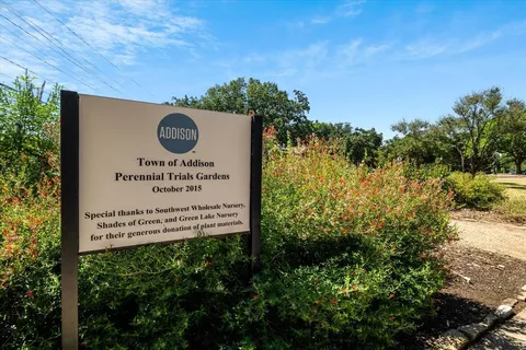 $599,500 | 3765 Waterside Court, Addison, TX 75001