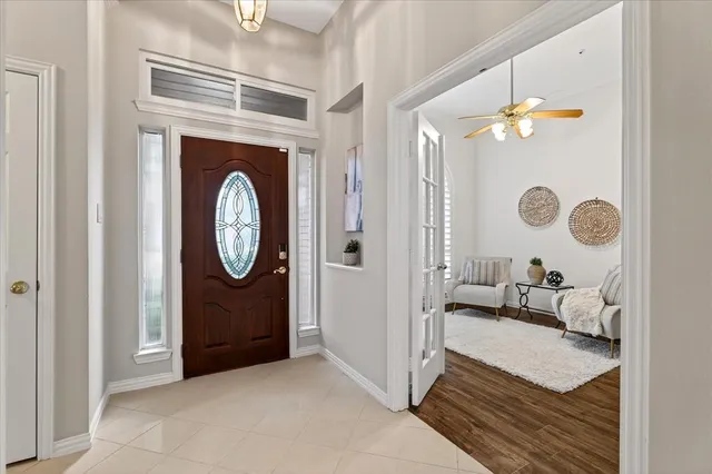 $599,500 | 3765 Waterside Court, Addison, TX 75001