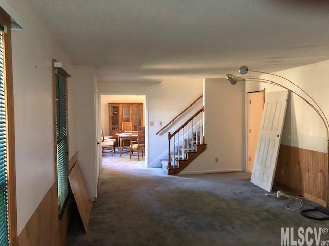 910 Rock Barn Road Northeast Conover, NC 28613 - Photo 4 of 21 Gallery Image 4