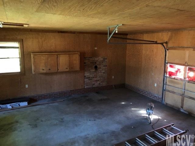 910 Rock Barn Road Northeast Conover, NC 28613 - Photo 8 of 21 Gallery Image 8