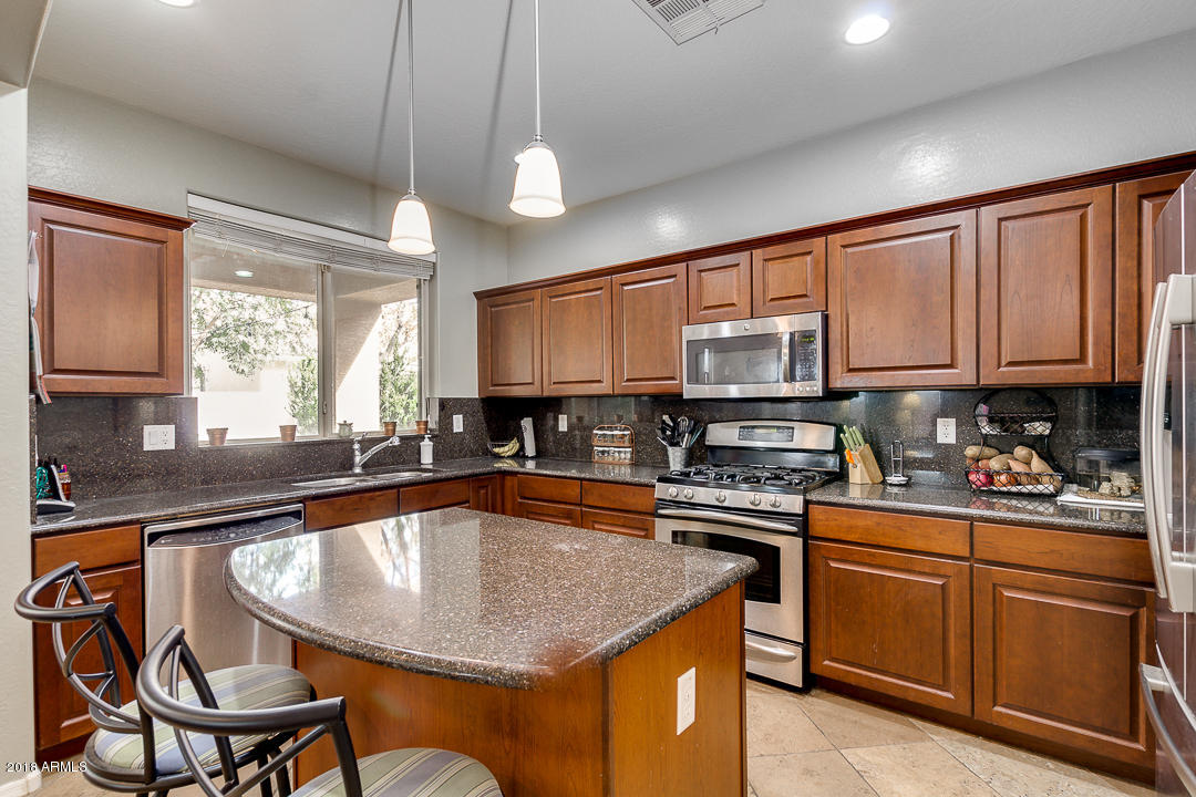 4356 East Cullumber Street Gilbert, AZ 85234 - Photo 4 of 40 Island Kitchen