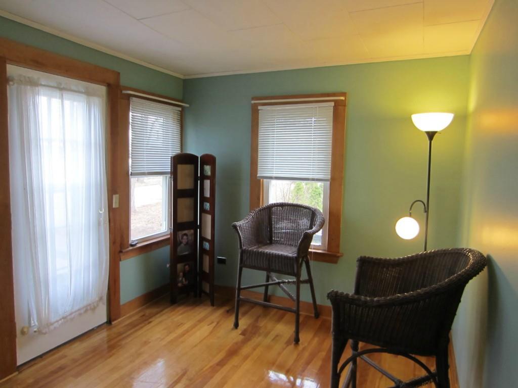 32 Ridgeway Avenue Sanford, ME 04073 - Photo 5 of 15 Photo