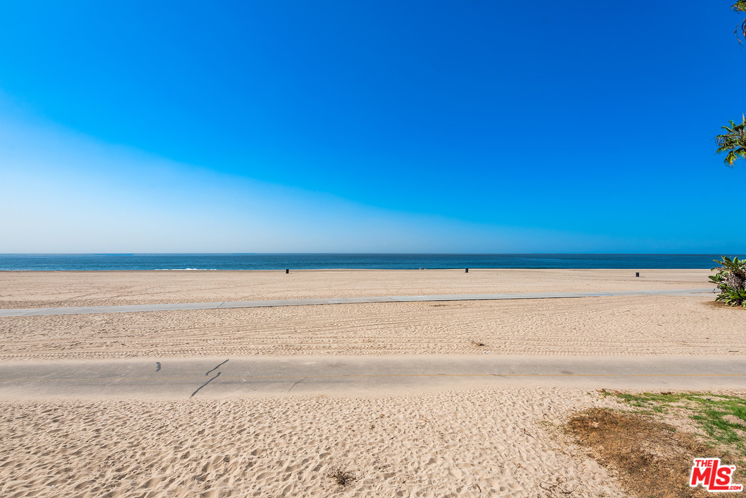 7301 Vista Del Mar, Unit 5 Playa del Rey, CA 90293 - Photo 3 of 45