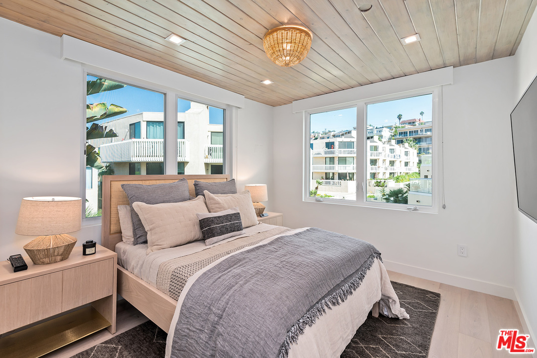 7301 Vista Del Mar, Unit 5 Playa del Rey, CA 90293 - Photo 22 of 45