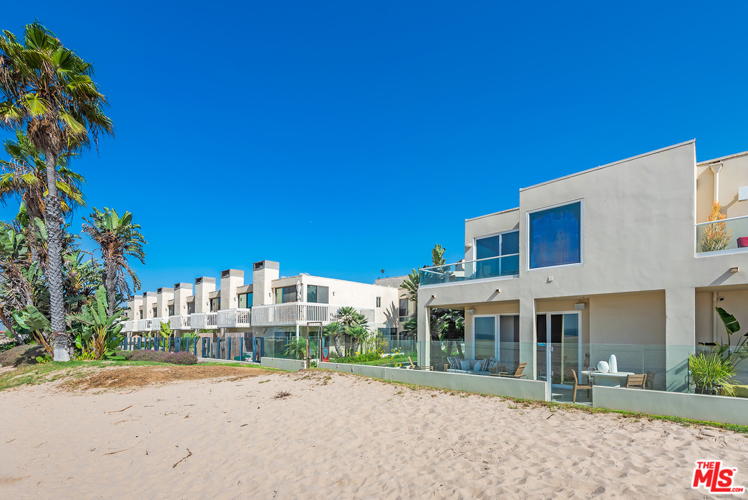 7301 Vista Del Mar, Unit 5 Playa del Rey, CA 90293 - Photo 4 of 45
