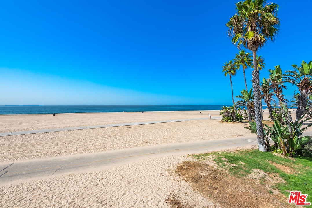 7301 Vista Del Mar, Unit 5 Playa del Rey, CA 90293 - Photo 37 of 45