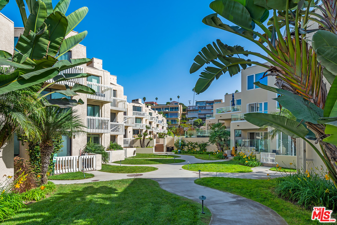 7301 Vista Del Mar, Unit 5 Playa del Rey, CA 90293 - Photo 43 of 45