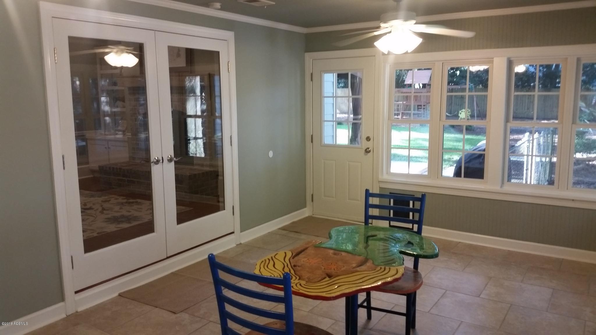 113 Springfield Road Beaufort, SC 29907 - Photo 18 of 28 20160729_092128