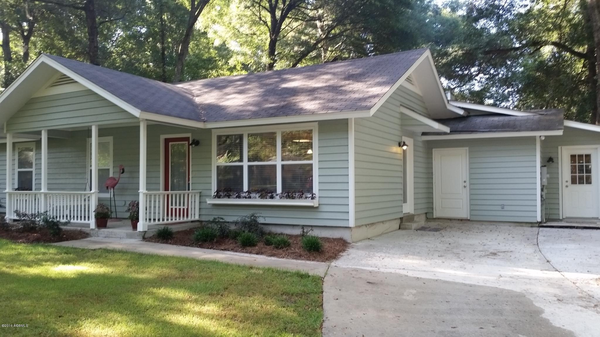 113 Springfield Road Beaufort, SC 29907 - Photo 2 of 28 20160729_092406