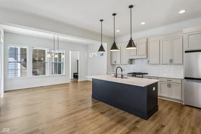 $649,000 | 1984 Granville Drive, Westfield, IN 46074