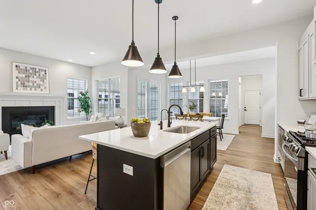 $638,888 | 1984 Granville Drive, Westfield, IN 46074