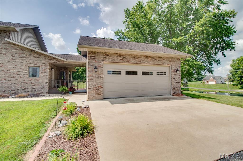 7721 Walsh Road Godfrey, IL 62035 - Photo 48 of 59 Gallery Image 48