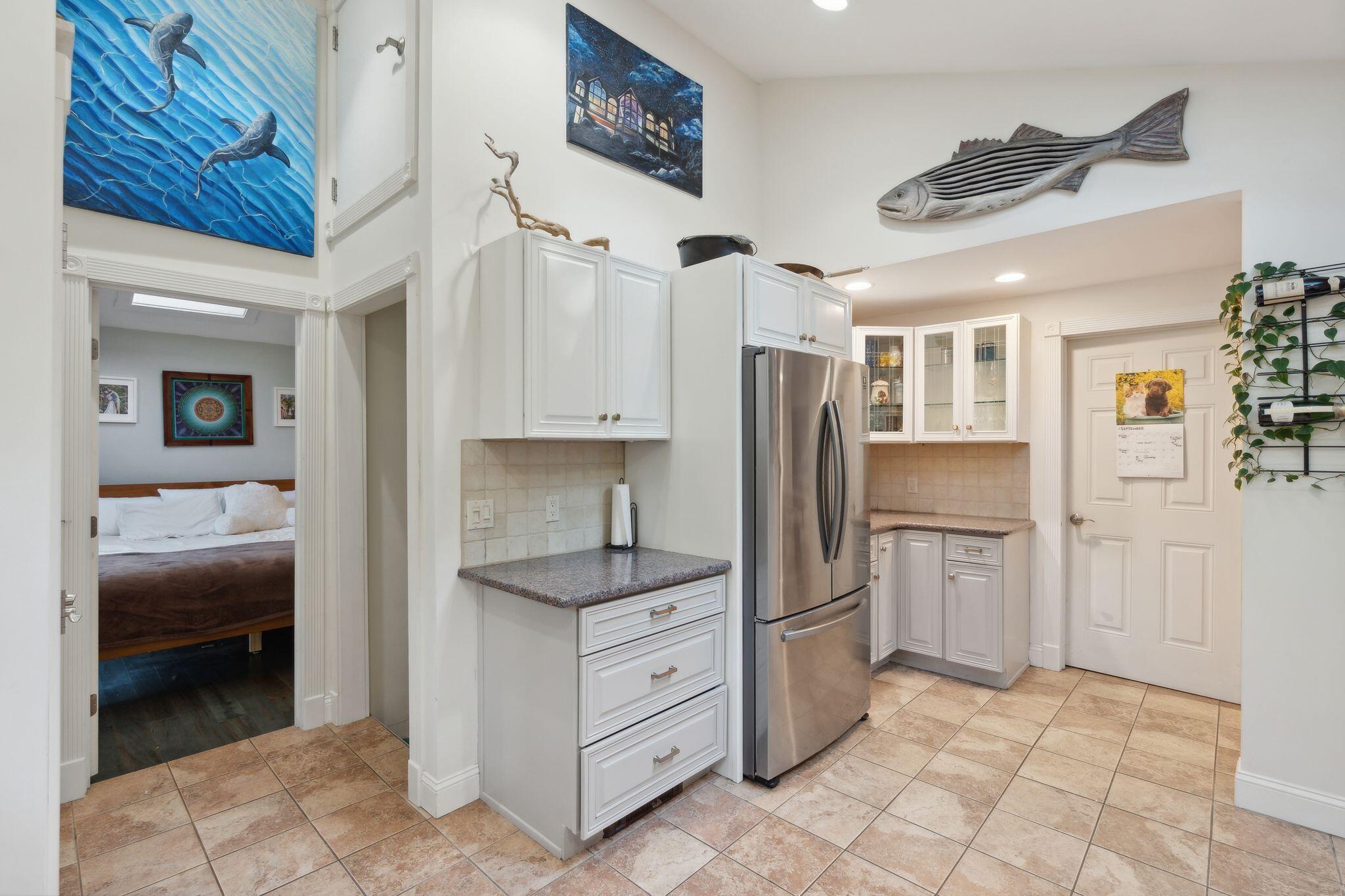 317 Fowler Road Cape Elizabeth, ME 04107 - Photo 9 of 49 Kitchen