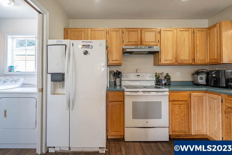 16400 Ellendale Road Dallas, OR 97338 - Photo 13 of 41