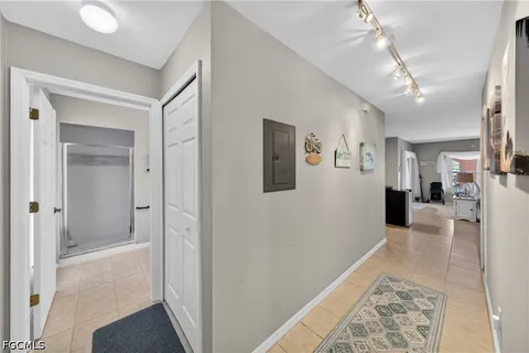 $225,000 | 1308 Southeast 42nd Street, Unit 5, Cape Coral, FL 33904