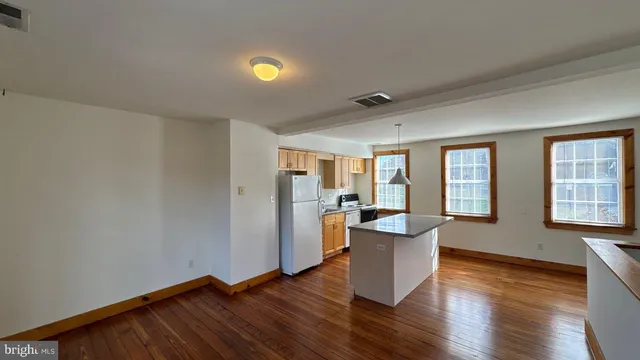 $1,500 | 3732 St Paul Street, Unit B, Ellicott City, MD 21043